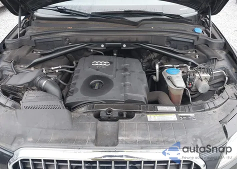 2015 Audi Q5 2.0T Premium z USA, uszkodzony, nr VIN WA1LFAFP3FA124900